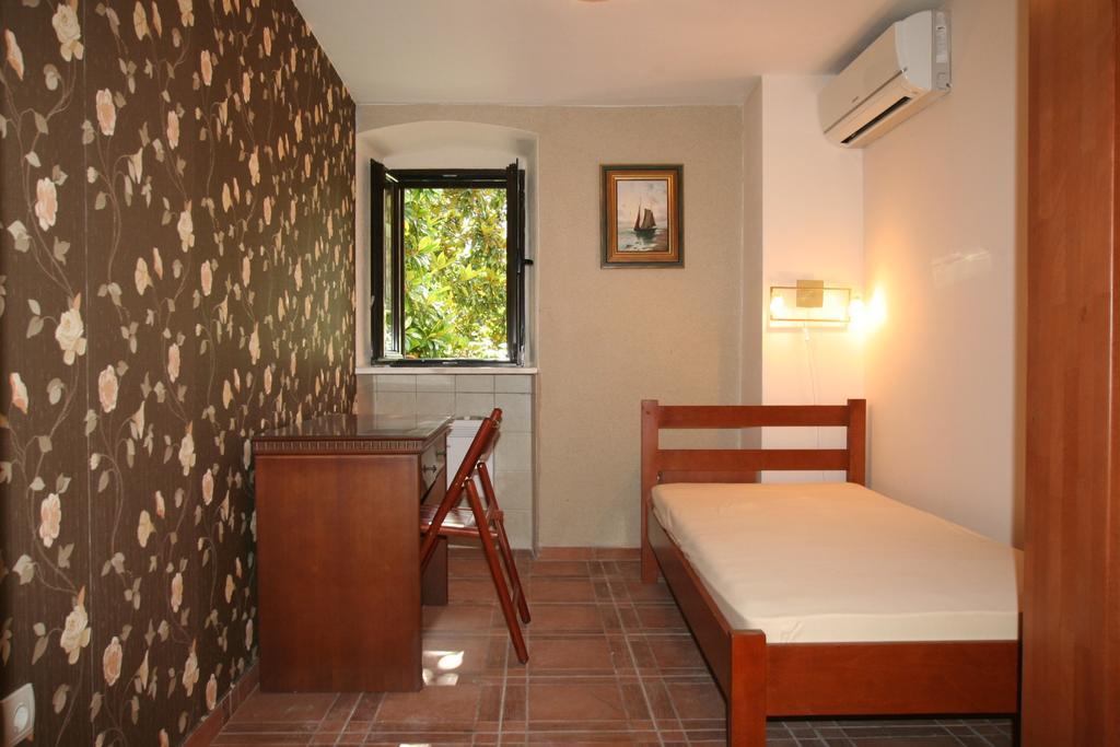 Holiday Home Ametist Κότορ Εξωτερικό φωτογραφία